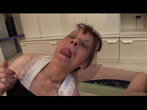 ❤️ Ob tug pog thiab ib tug yawg muaj peb tug ☑  porn  ntawm peb