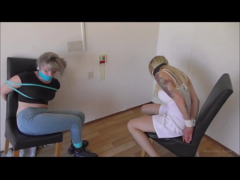 ❤️ Kev quav yeeb quav tshuaj / khi thiab gagged / damsel nyob rau hauv kev nyuaj siab ☑  porn  ntawm peb